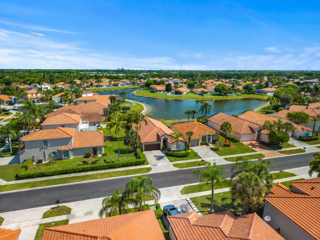 3817 Miramontes Circle Wellington FL 33414
