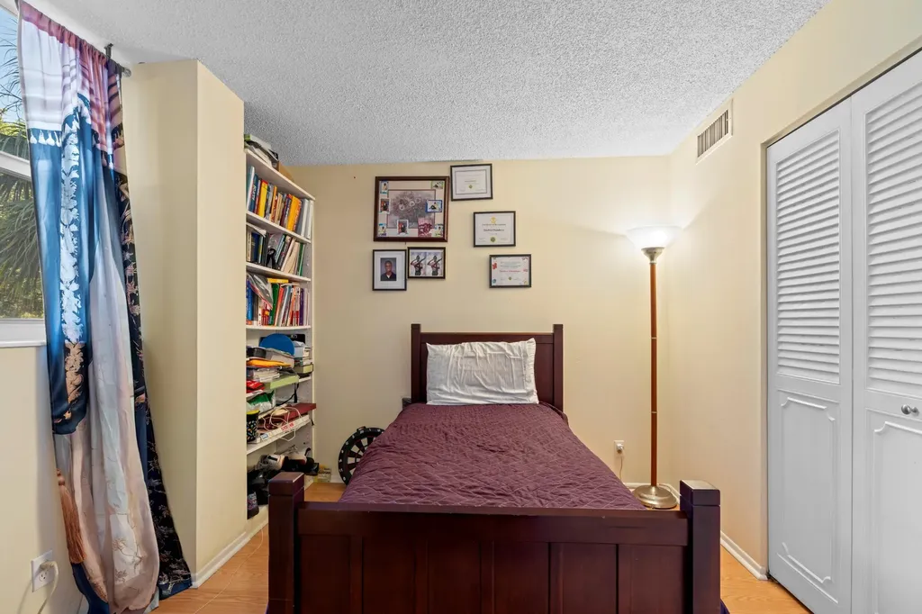 5961 NW 2nd Avenue Boca Raton FL 33487