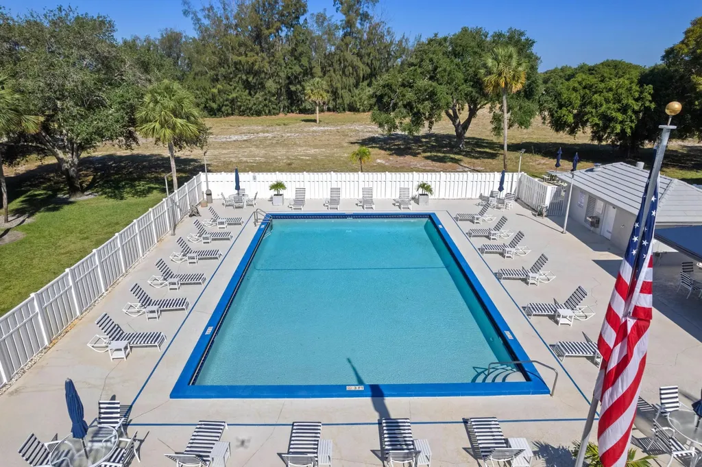 5961 NW 2nd Avenue Boca Raton FL 33487