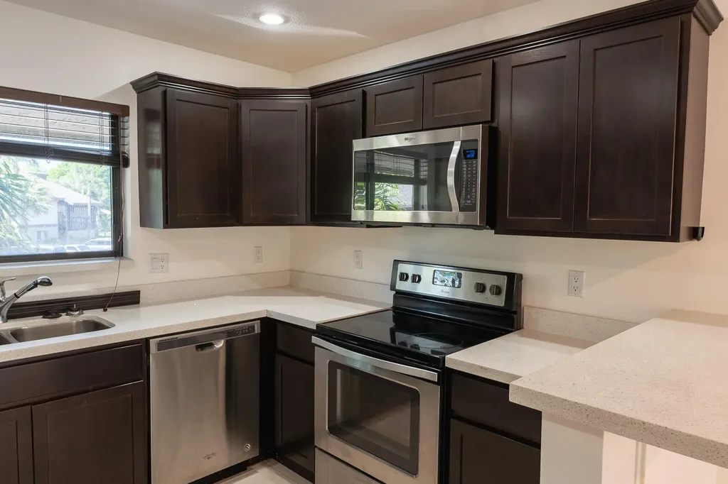 1665 Cabot Lane Wellington FL 33414