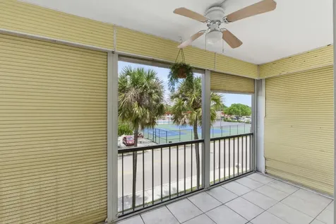 4152 Inverrary Drive Lauderhill FL 33319