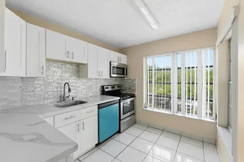 4152 Inverrary Drive Lauderhill FL 33319