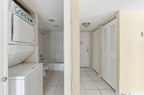 4152 Inverrary Drive Lauderhill FL 33319