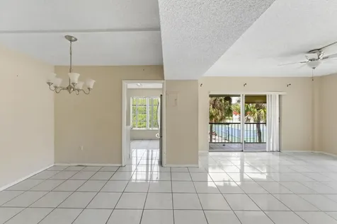 4152 Inverrary Drive Lauderhill FL 33319