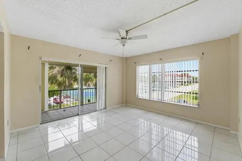 4152 Inverrary Drive Lauderhill FL 33319