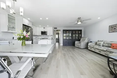 4002 Berkshire A Deerfield Beach FL 33442