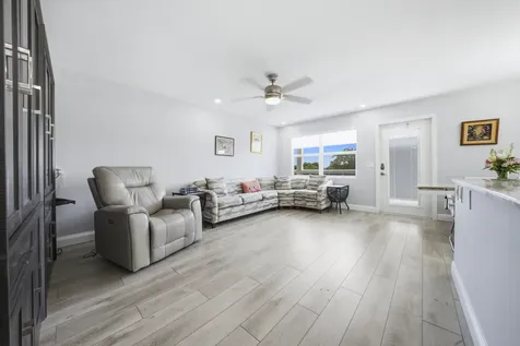 4002 Berkshire A Deerfield Beach FL 33442