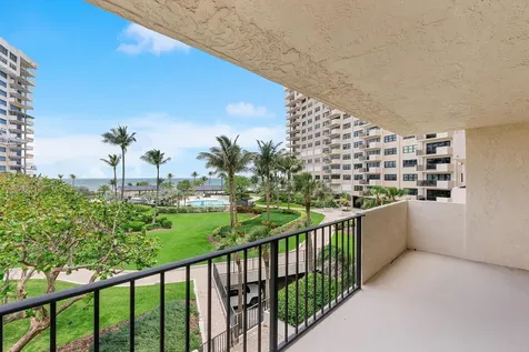 4900 N Ocean Boulevard Lauderdale By The Sea FL 33308