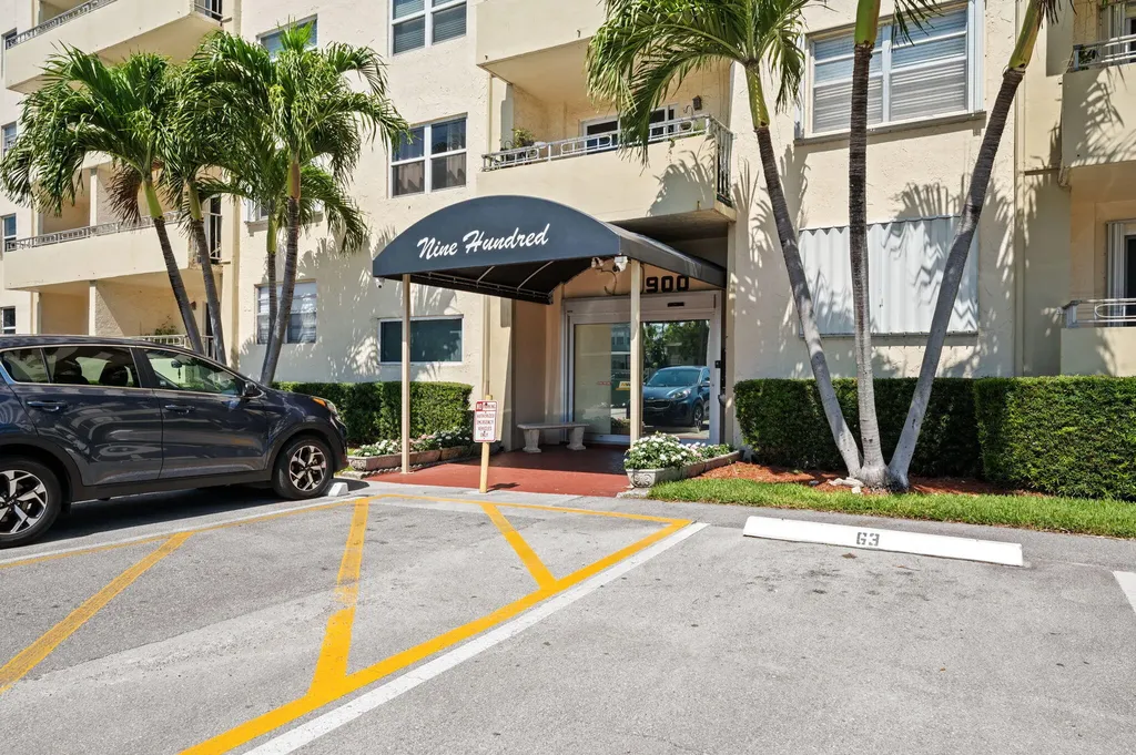 900 NE 18th Avenue Fort Lauderdale FL 33304