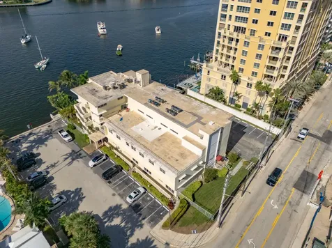 125 N Birch Road Fort Lauderdale FL