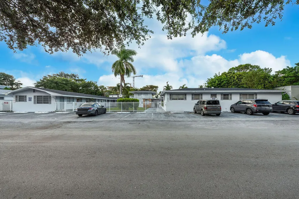 1826 Sherman Street Hollywood FL 33020