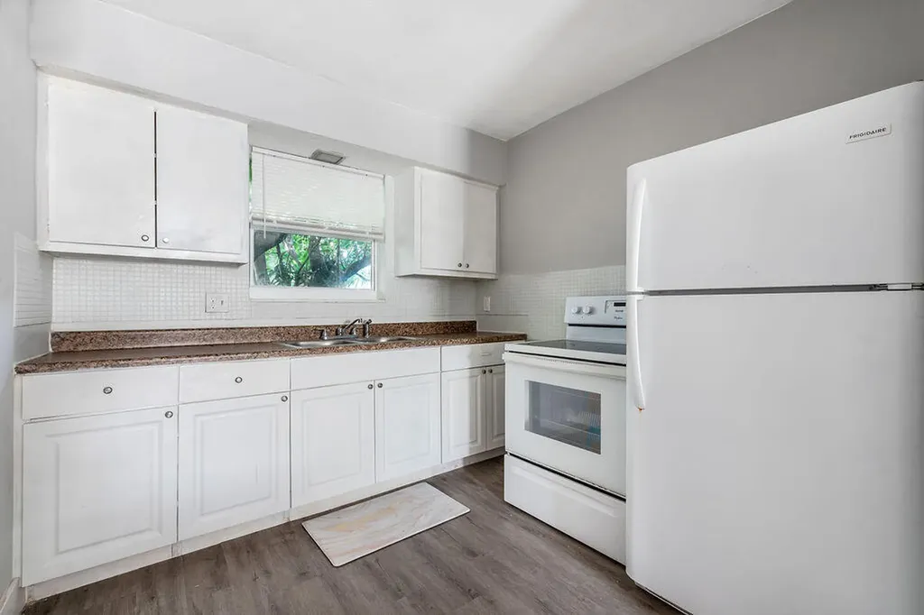 1826 Sherman Street Hollywood FL 33020