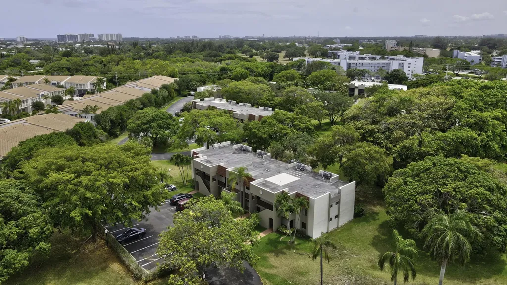110 NW 70th Street Boca Raton FL 33487