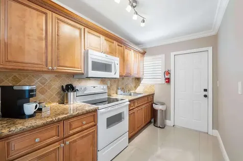 1039 N Victoria Park Road Fort Lauderdale FL 33304