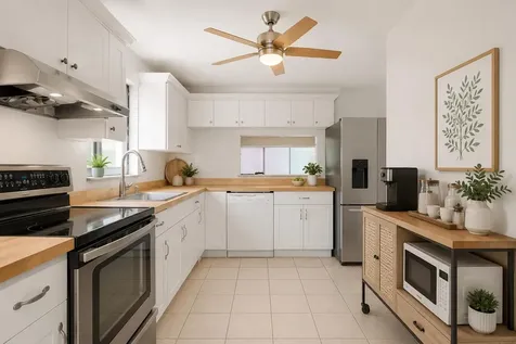 153 SE 7th Street Deerfield Beach FL 33441