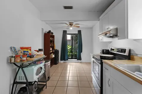 153 SE 7th Street Deerfield Beach FL 33441