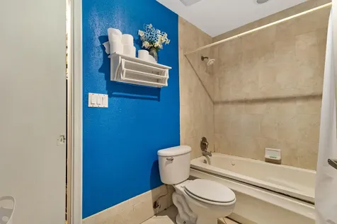 153 SE 7th Street Deerfield Beach FL 33441