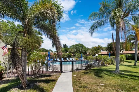 153 SE 7th Street Deerfield Beach FL 33441