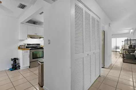 153 SE 7th Street Deerfield Beach FL 33441
