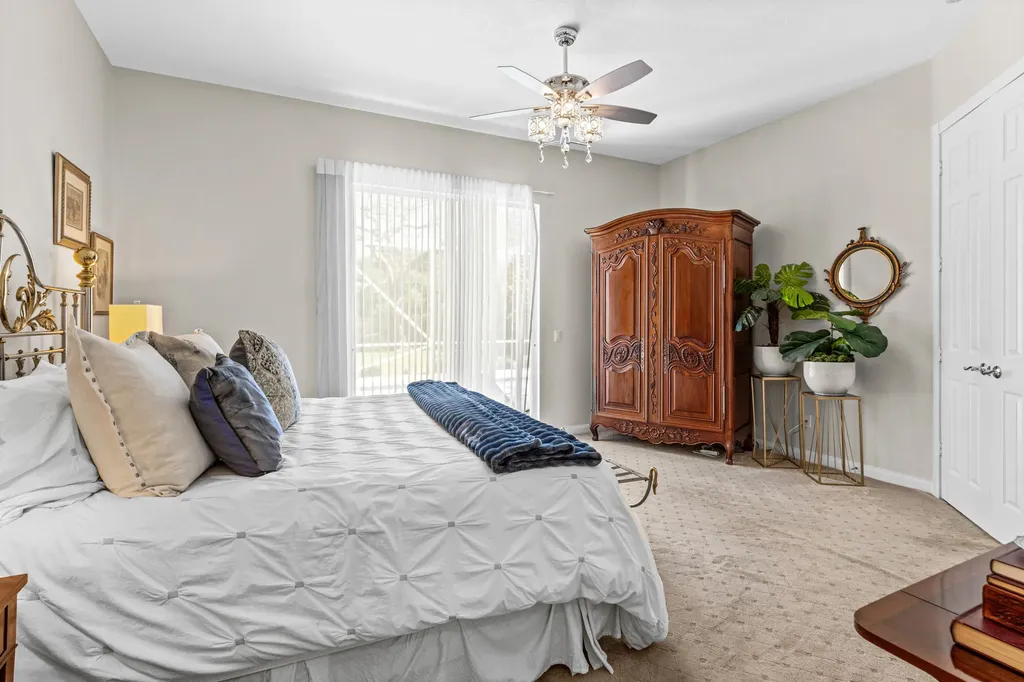 4983 Garden Drive Delray Beach FL 33445