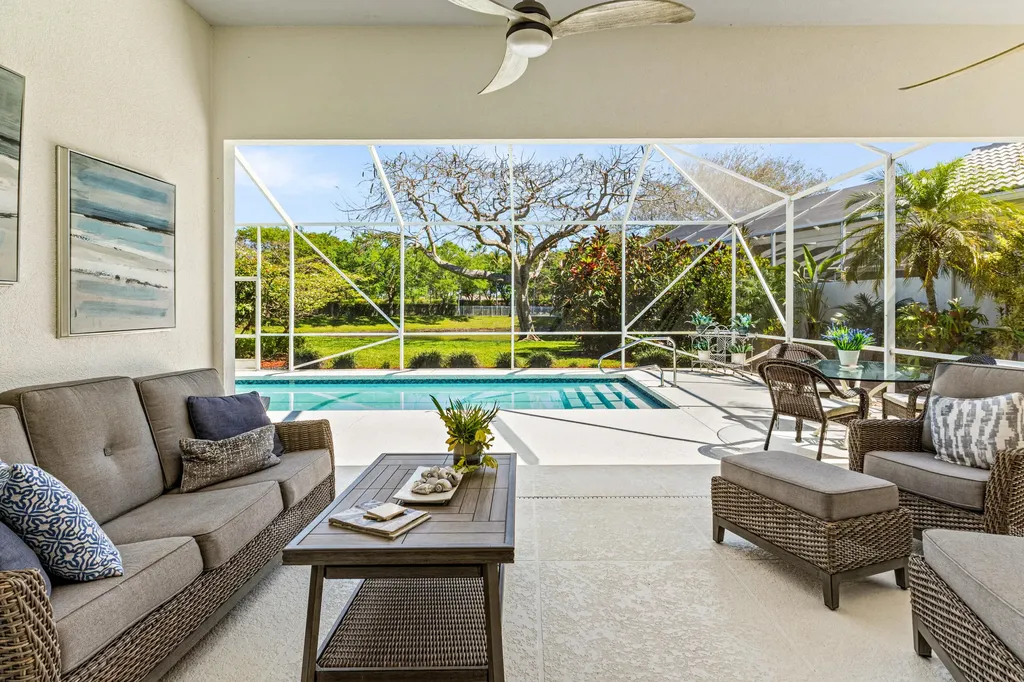 4983 Garden Drive Delray Beach FL 33445