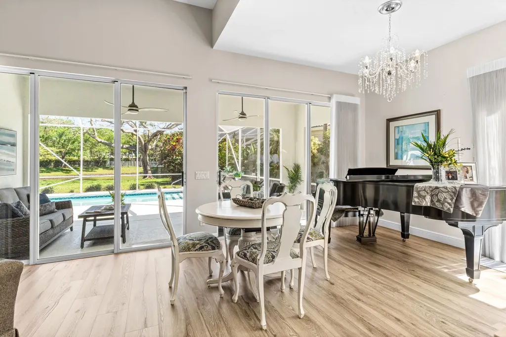 4983 Garden Drive Delray Beach FL 33445