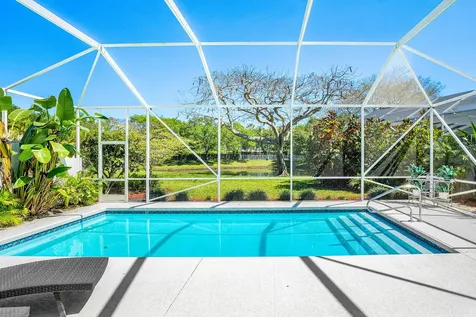 4983 Garden Drive Delray Beach FL 33445