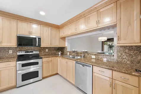 2047 NW 45th Avenue Coconut Creek FL 33066