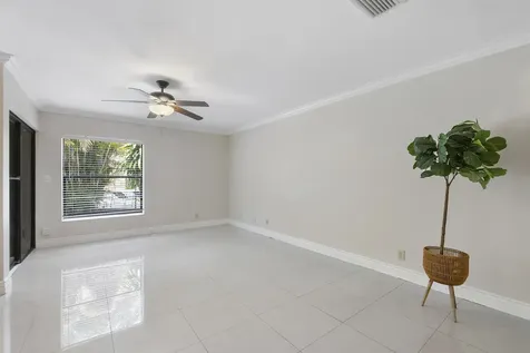 2047 NW 45th Avenue Coconut Creek FL 33066
