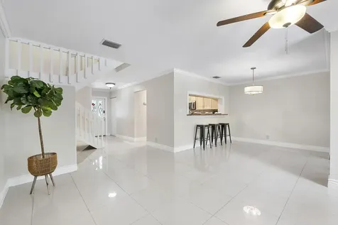 2047 NW 45th Avenue Coconut Creek FL 33066