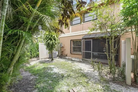 2047 NW 45th Avenue Coconut Creek FL 33066