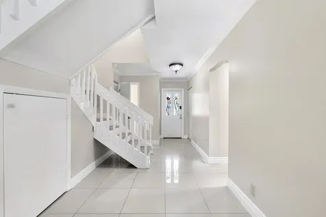2047 NW 45th Avenue Coconut Creek FL 33066