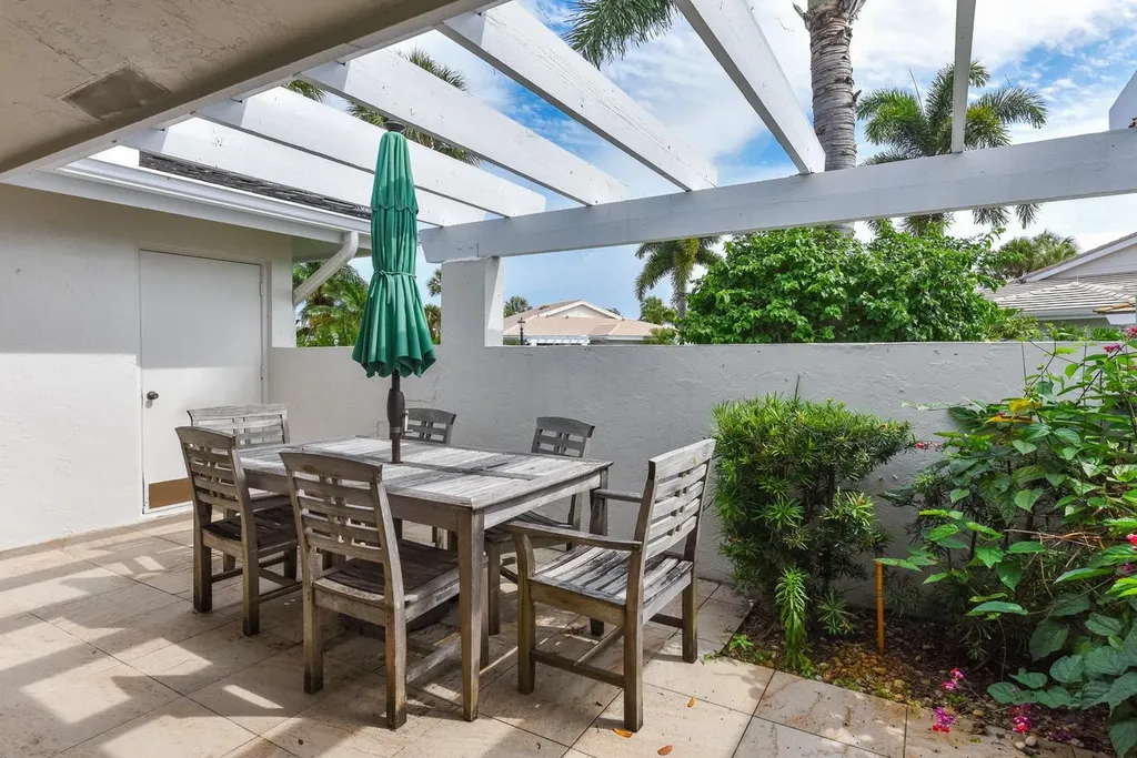 3718 Freshwater Drive Jupiter FL 33477