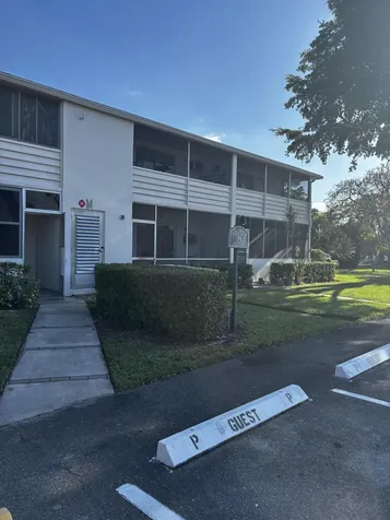 284 Windsor M West Palm Beach FL 33417