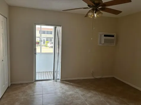 284 Windsor M West Palm Beach FL 33417