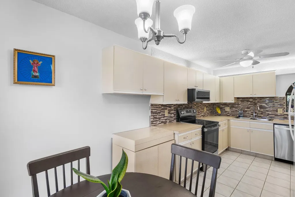 10110 Cedar Point Boulevard Boynton Beach FL 33437