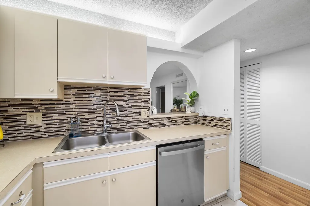 10110 Cedar Point Boulevard Boynton Beach FL 33437