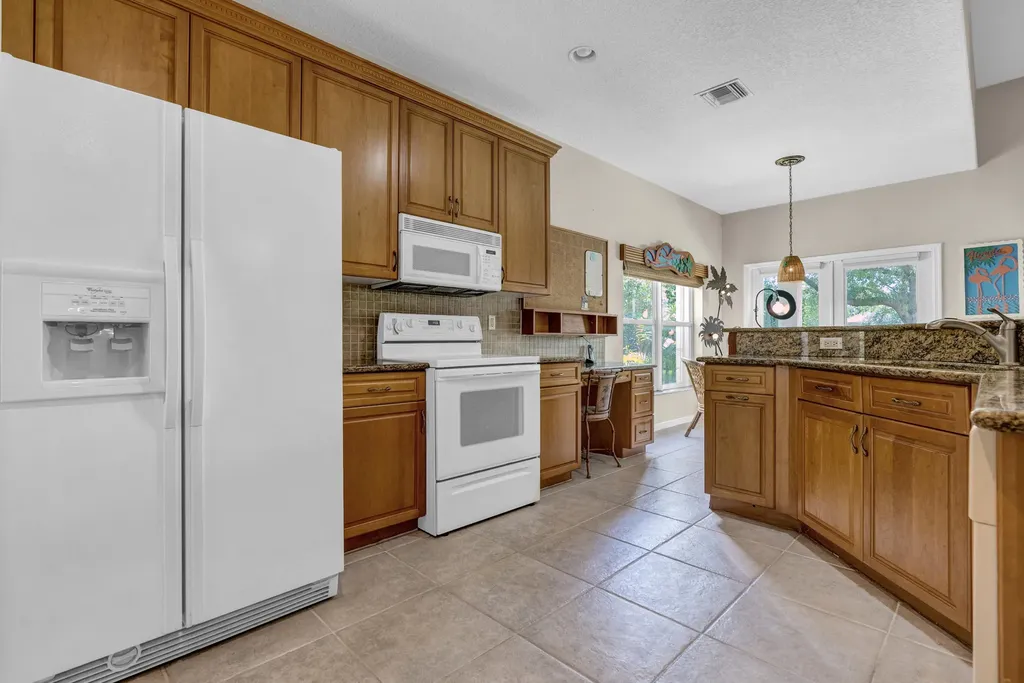 6546 NW 112th Avenue Parkland FL 33076