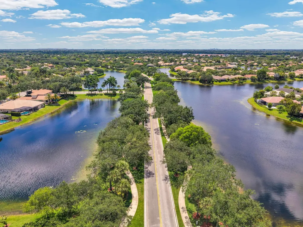 6546 NW 112th Avenue Parkland FL 33076