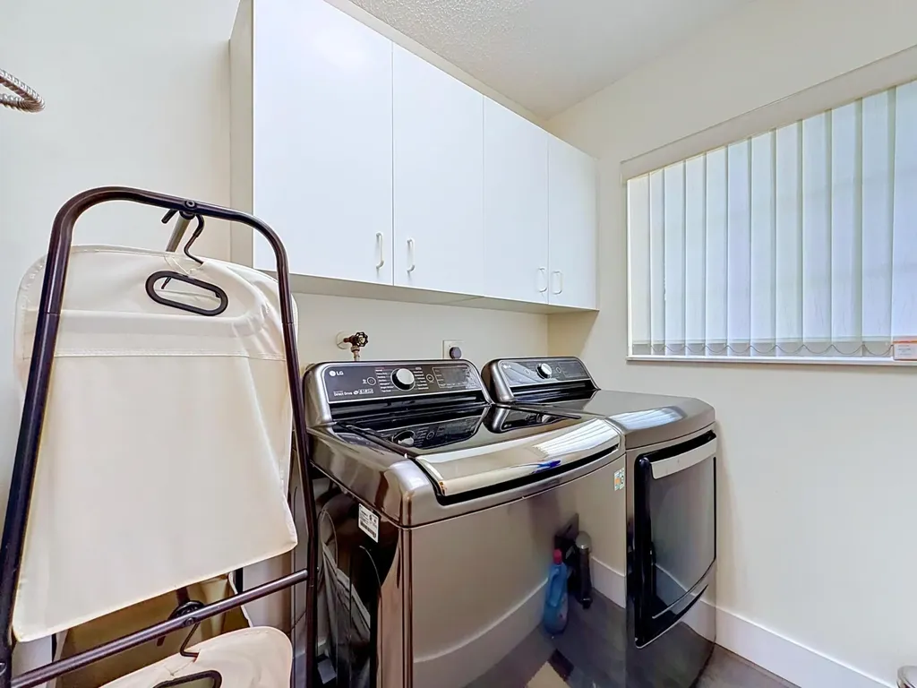 333 NW 45th Terrace Deerfield Beach FL 33442