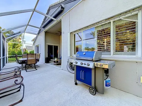 333 NW 45th Terrace Deerfield Beach FL 33442