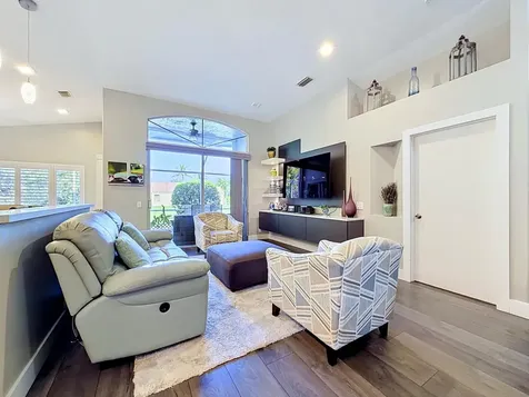 333 NW 45th Terrace Deerfield Beach FL 33442