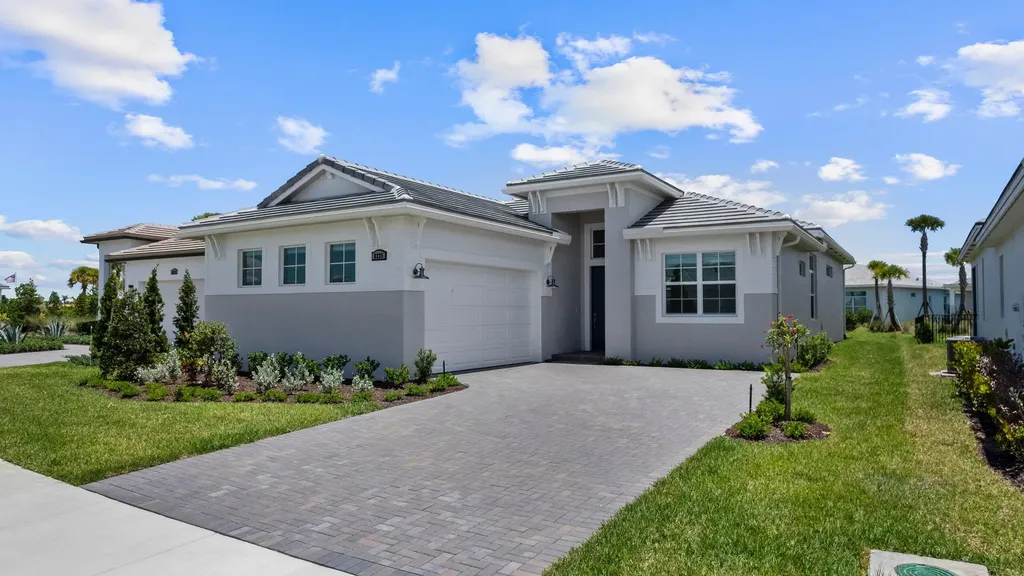 8225 SW Valsovano Way Port St Lucie FL 34987