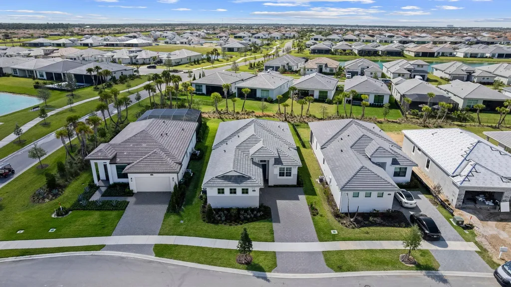 8225 SW Valsovano Way Port St Lucie FL 34987