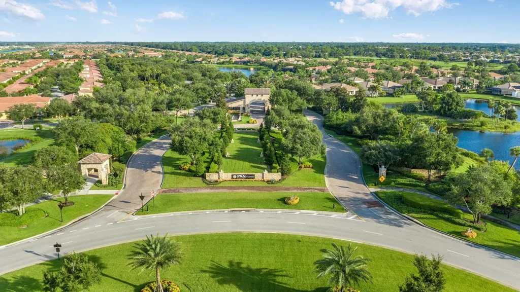 8225 SW Valsovano Way Port St Lucie FL 34987
