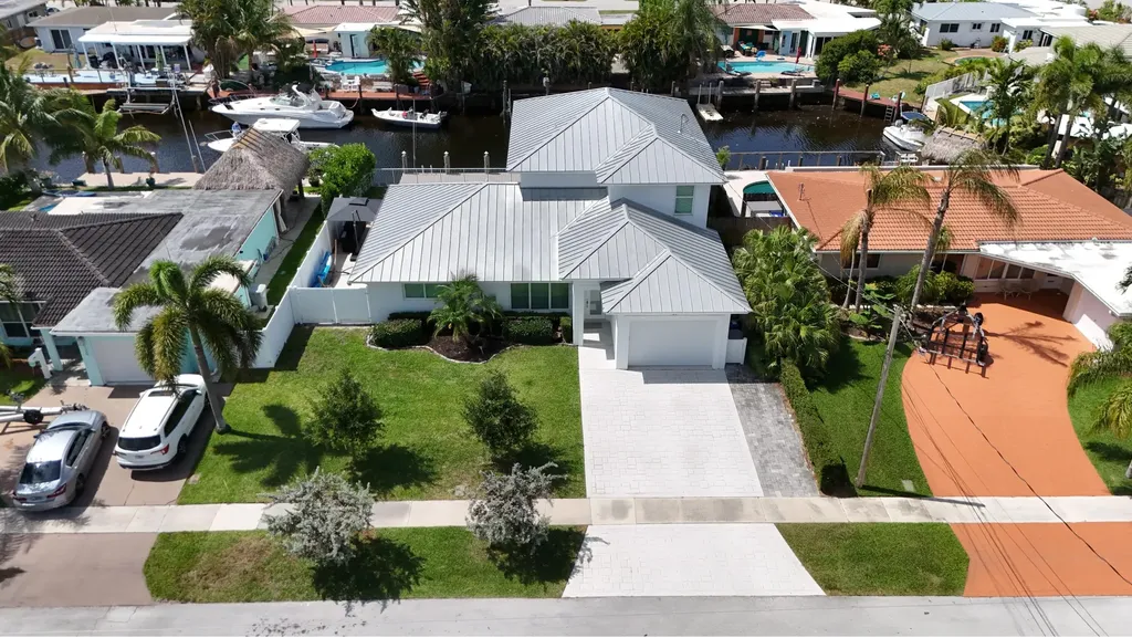Pompano Beach FL, 120 SE 12th Court