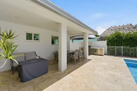 120 SE 12th Court Pompano Beach FL 33060