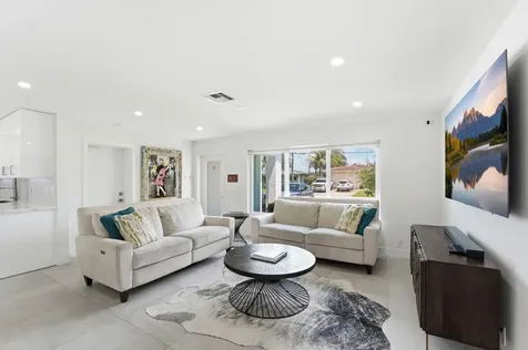 120 SE 12th Court Pompano Beach FL 33060
