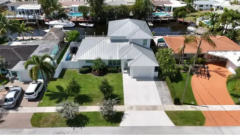 120 SE 12th Court Pompano Beach FL 33060