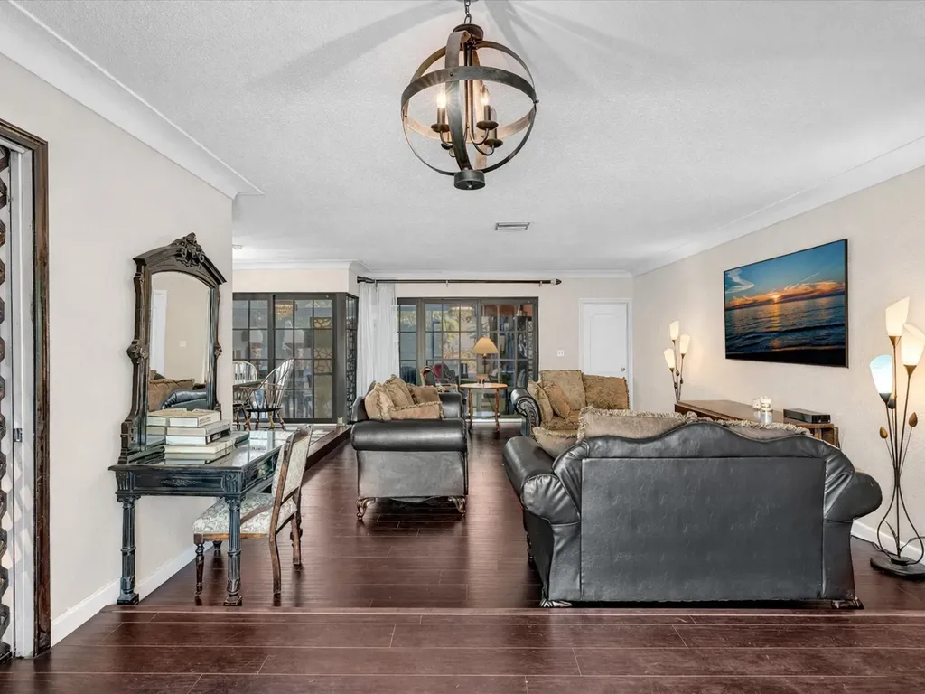 2116 NE 62nd Street Fort Lauderdale FL 33308
